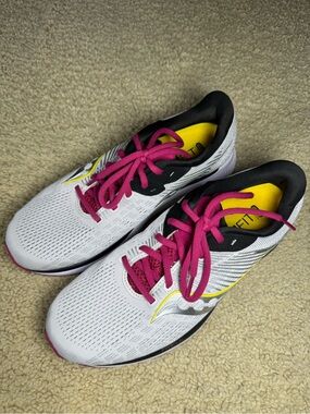 Saucony Womens Guide 14 S10654-55 Alloy Cherry Running Shoes Sneakers Size 9.5